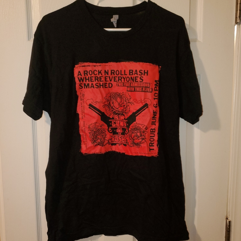 Guns N Rose's graphic tee